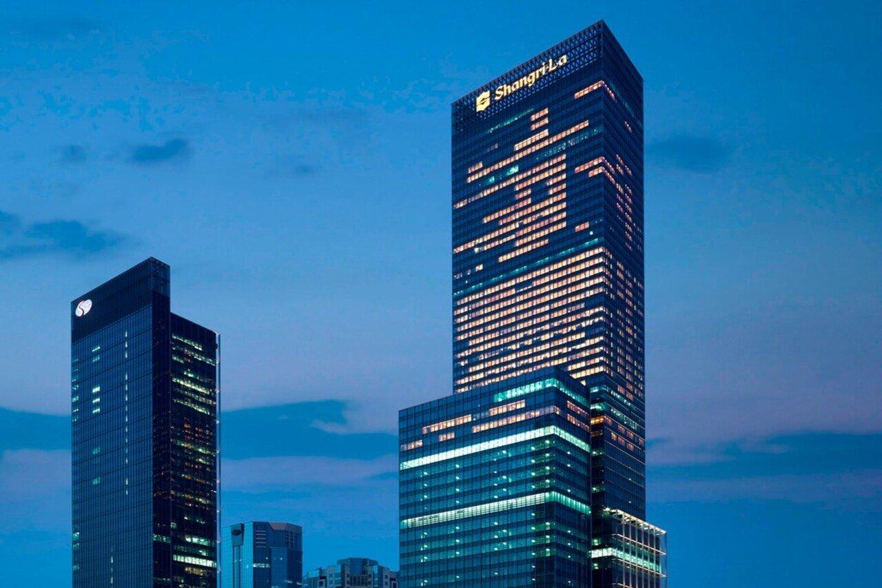 Jing An Shangri-La, Шанхай Экстерьер фото
