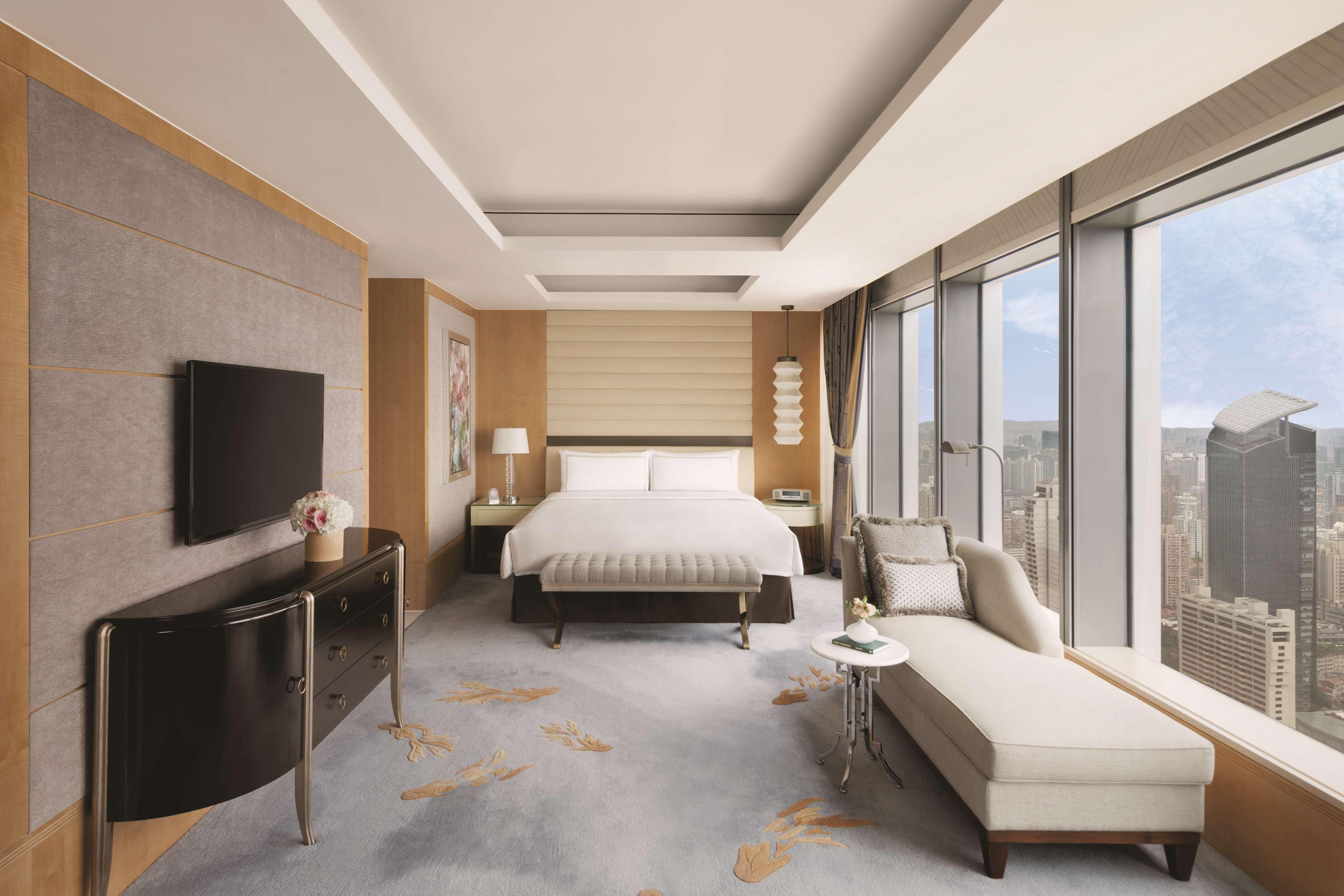 Jing An Shangri-La, Шанхай Экстерьер фото