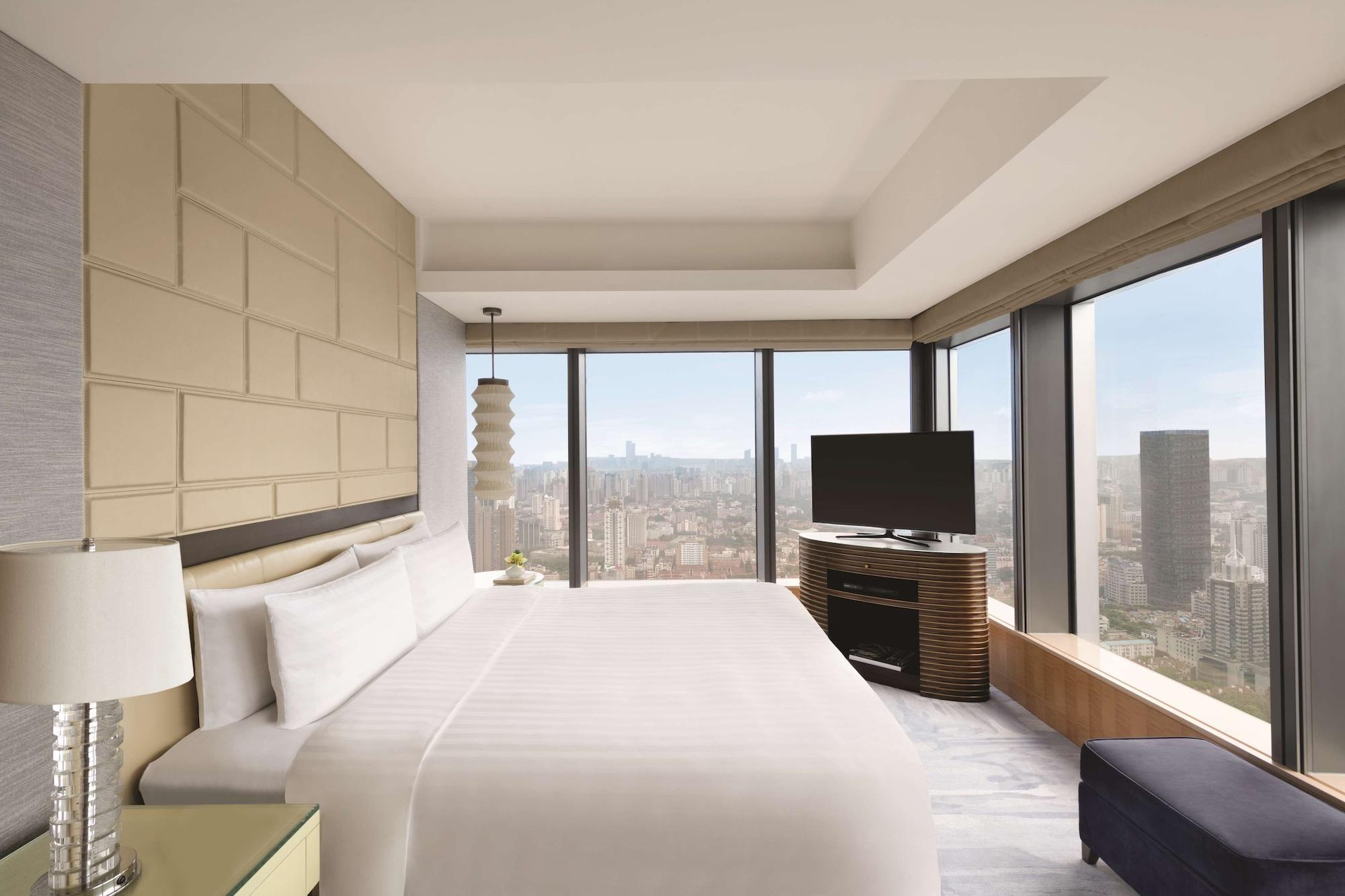 Jing An Shangri-La, Шанхай Экстерьер фото